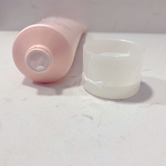 100% Pure Rose Water Gentle Cleanser | NIB | Vegan & Natural ✨ - Picture 5 of 5